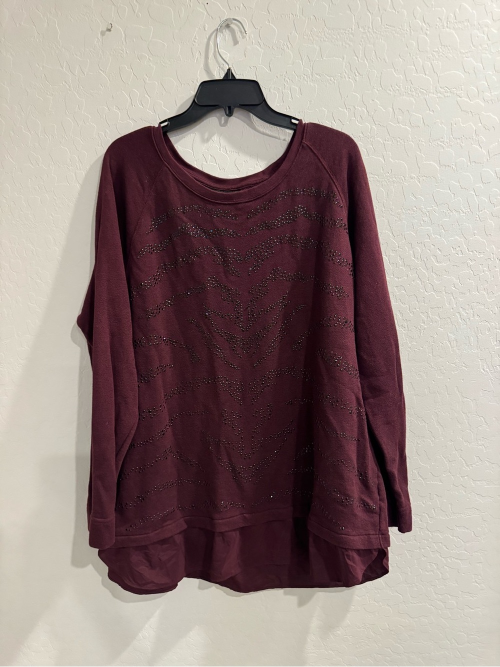 Apt. 9 Women's Burgundy Long Sleeve Studded Pullover